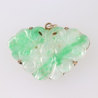 A jade silver gilt pendant in the form of a butterfly 35mm 