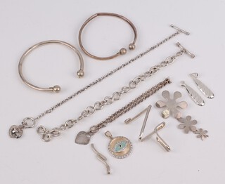 Two silver bangles and other items of silver jewellery 68 grams 