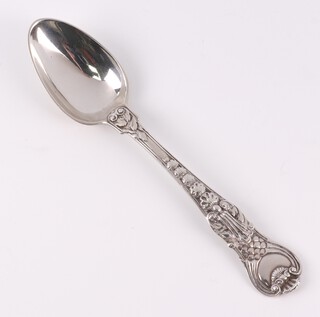 Paul Storr, a George III silver tea spoon with shell back bowl London 1818, 36 grams 