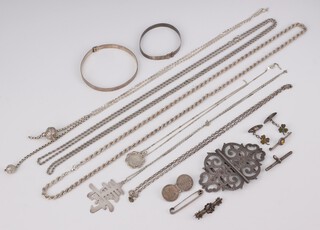 A silver rope twist necklace 80cm and other items of silver jewellery, 186 grams 