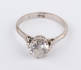 An 18ct white gold ring mount set with a brilliant cut paste stone, size M 1/2 3.9 grams 