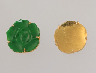 A pair of 22ct yellow gold ear studs (1 lacking a jade mount), gross weight 3.9 grams 