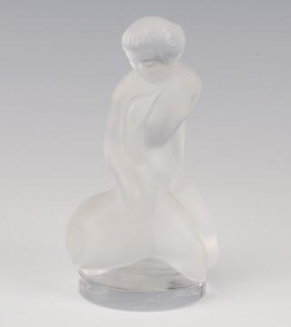 A 20th Century Lalique figure of Leda and The Swan 12cm 