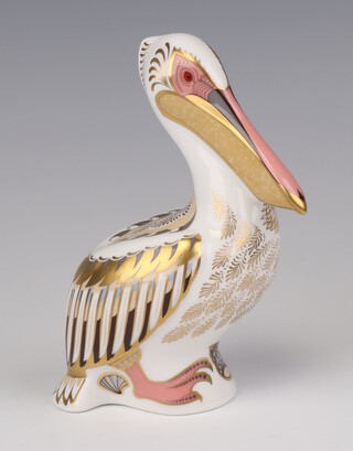 A limited edition Royal Crown Derby Imari pattern paperweight White Pelican no.171/5000, with gold stopper,  boxed and with certificate