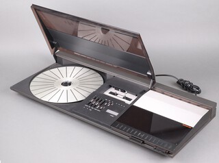 A Bang and Olufsen BeoCenter 2200 hi-fi system (fitted with European plug)