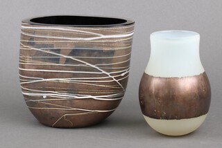 A Studio glass oval vase 17cm, a baluster ditto 16cm 