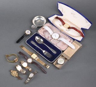 A gentleman's mid-Century Rotary quartz calendar wristwatch and minor watches etc 