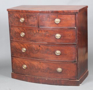 A Victorian crossbanded mahogany bow front chest of 2 short and 3 long drawers 106cm h x 108cm w x x55cm d (split to top and sides)