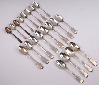 Four George IV silver teaspoons London 1822, maker Thomas Dicks, 4 teaspoons by Roberts and Belk Ltd., 3 teaspoons by Henry Holland London 1859, 2 teaspoons by Henry Holland London 1841 and 1842, 4 silver teaspoons Birmingham, Sheffield, Glasgow and Chester 1935 and 4 sports spoons Sheffield 1933, 3 others, 342 grams 