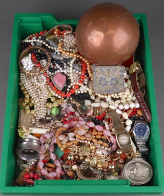 A gentleman's gilt cased wristwatch and other items of vintage costume jewellery 