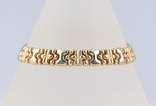 A 14ct yellow gold bracelet, 16.8 grams, 18cm 