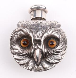 A Victorian novelty silver scent bottle in the form of a double headed owl with glass eyes and silver cap, London 1891, maker Sampson Mordan and Co., 4.5cm 