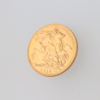A George V sovereign 1919 