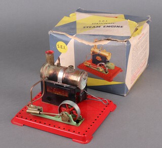 A Mamod S.E.I. stationary steam engine 10cm x 21cm x 14cm boxed 