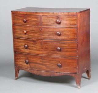 A Georgian mahogany bow front chest of 2 short and 3 long drawers, raised on splayed bracket feet 105cm h x 105cm w x 53cm d 
