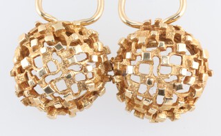 A pair of 9ct yellow gold ear clips for pierced ears, 18mm, 7.6 grams 