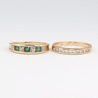 Two 9ct yellow gold gem set rings size I and J, 3.1 grams 
