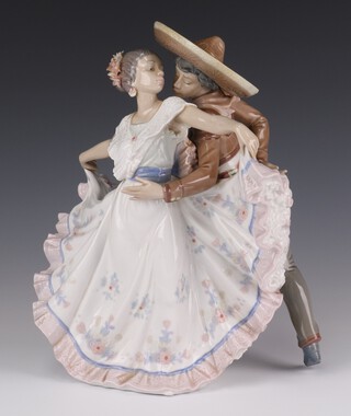 A Lladro figure group of Mexican Dancers no. 5415, 28cm 