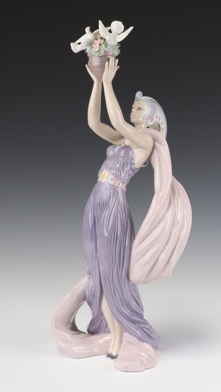 A Lladro figure "Princess of Peace" no. 6324 40cm 