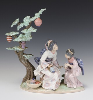 A Lladro group "A Mother's Way" no. 5946 30cm 