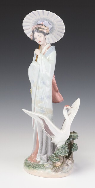 A Lladro Utopia Collection figure "Japanese Portrait" a lady with heron no. 3253 38cm  