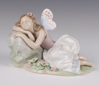 A Lladro figure "Princess of The Fairies" no. 7694 10cm 