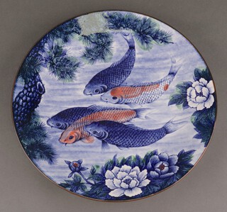 A modern Japanese charger decorated with fish 31cm 