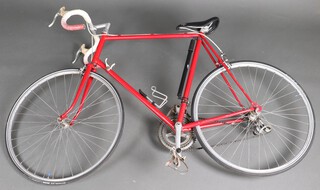 A gentleman's Raleigh Racing bicycle 