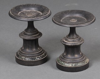 A pair of Victorian turned and fluted marble mantel piece urns 20cm 