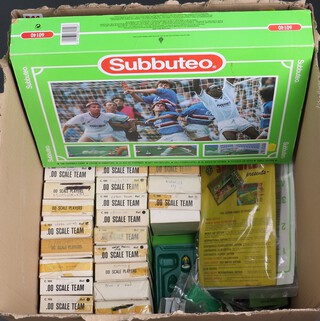 A quantity of Subbuteo figures, Subbuteo FA Cup etc 