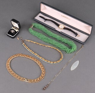 A lady's Seiko wristwatch, a gilt necklace and other items of vintage costume jewellery 