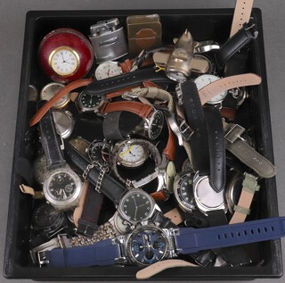 A quantity of gentleman's fashion wristwatches