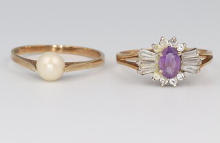 A 9ct yellow gold amethyst and paste ring and a 9ct yellow gold cultured pearl ring, size O and O, 3.5 grams