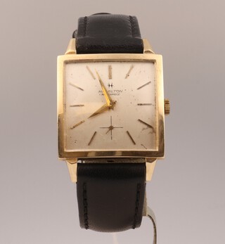 A gentleman's 14ct yellow gold square cased Hamilton Masterpiece wristwatch 25mm, (in working order) 