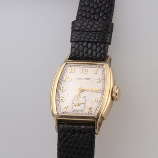 A gentleman's 14ct gold plated Hamilton wristwatch with seconds at 6 o'clock, 25mm (not working)