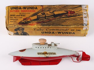 Sutcliffe Toys, a late 1940's "UNDA-WUNDA" tinplate submarine, boxed