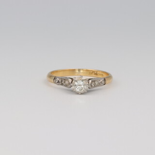 An 18ct yellow gold single stone diamond ring approx. 0.4ct, size K 1/2, 2 grams