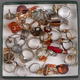 A quantity of various costume rings