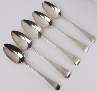 A Georgian silver Old English pattern table spoon London 1782, a silver bottom marked Old English pattern table spoon and 3 other Georgian silver table spoons, 322 grams 