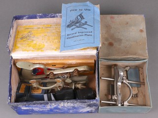 A Record Improved Combination plane no.050 together with a router plane no.43 