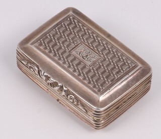 A Georgian silver vinaigrette with parcel gilt interior and pierced grill, Birmingham, makers mark IT, 1cm x 3cm x 2cm, 12.1 grams  