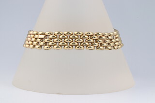 A 9ct yellow gold flat link bracelet (a/f), 19cm, 16.1 grams 