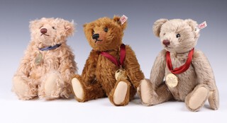 Three Steiff Teddy Bears - 2008 Cinnamon Mohair 662621, 2011 Steiff Collectors Bear 66334, 2018 Cosy Year Bear 664311, all with medals but without certificates and boxes
