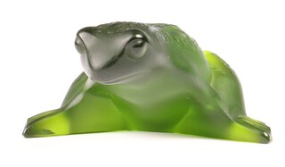 A Lalique green glass figure of a toad 7cm 