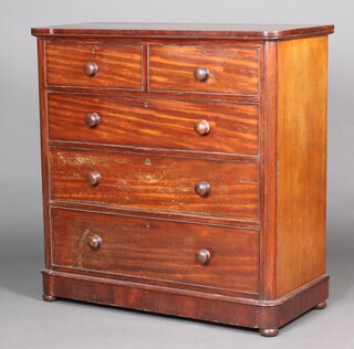 A Victorian mahogany D shaped chest of 2 short and 3 long drawers with turned handles 115cm h x 114cm w x 52cm d 
