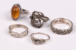 Five various silver dress rings, sizes S, O, W, N 1/2 and Q  