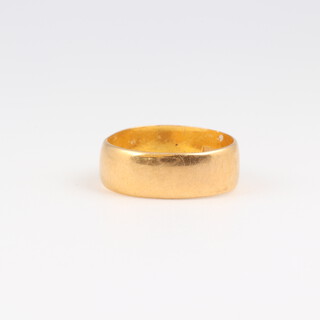 A 22ct gold wedding band, size F 1/2, 2.4 grams 