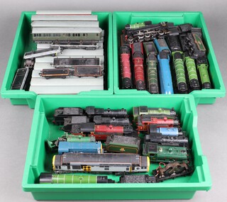 Seven Hornby Dublo locomotives and tenders - Duchess of Sutherland, Princess Royal, Princess Elizabeth, Mallard, 3 Flying Scotsman, a British Railways locomotive and tender 476 x 2, an LNER tank engine, a black painted locomotive 8913, Hornby Flying Scotsman body and a British Railway tender, 2 black LMS locomotives and tenders, 6 tank engines (1 a/f), 2 diesel locomotives, 14 carriages and a collection of rolling stock 