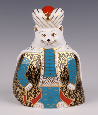 A Royal Crown Derby Imari pattern Royal Cats paperweight of a Siamese 1986, the base marked L, 16cm 