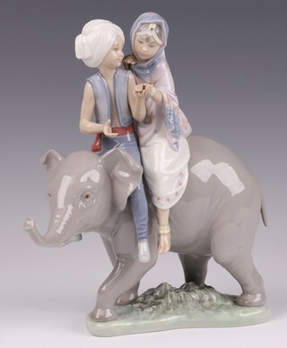 A Lladro figure Hindu Children 5352 23cm, boxed 